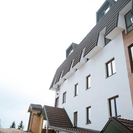 Kraljevi Konaci -Apartmani Bajka コパオニク エクステリア 写真