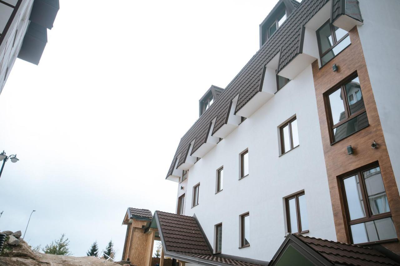 Kraljevi Konaci -Apartmani Bajka コパオニク エクステリア 写真
