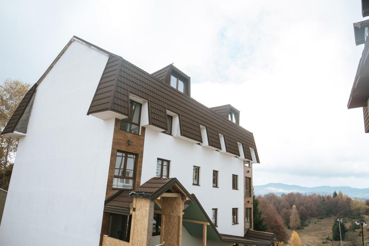 Kraljevi Konaci -Apartmani Bajka コパオニク エクステリア 写真