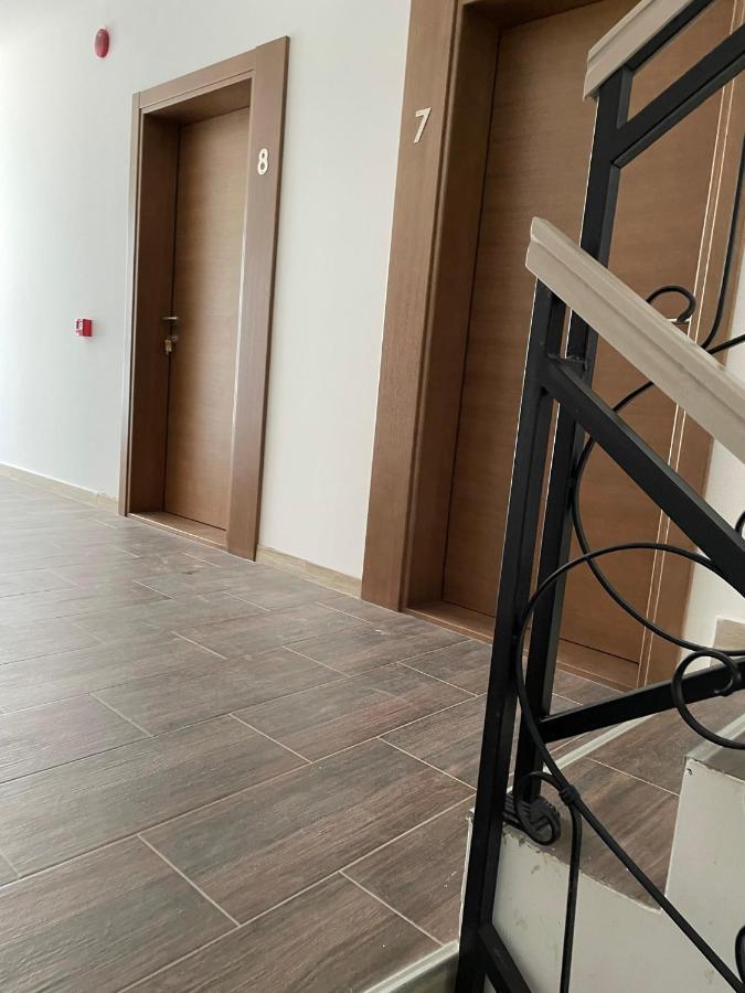 Kraljevi Konaci -Apartmani Bajka コパオニク エクステリア 写真